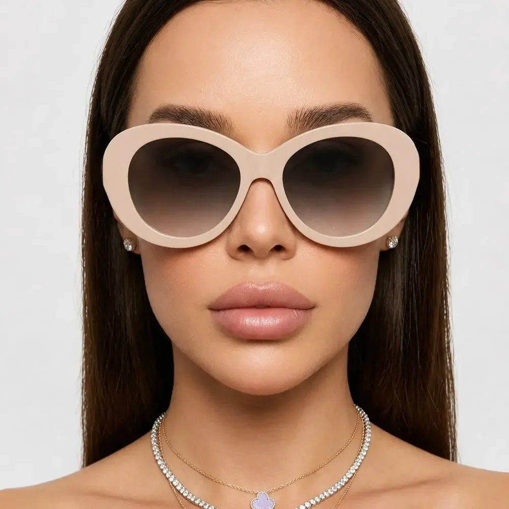 New CELINE Sunglasses CL40317U 74B Authentic
